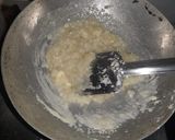 उपवासाचा साबुदाणा हलवा (upwasacha sabudana halwa recipe in marathi) रेसिपी स्टेप 3 फोटो 