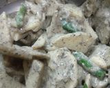 A picture of step 2 of Potato pakodi.