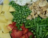 A picture of step 1 of Fresh Mix Vegetables.
