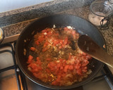 Foto del paso 4 de la receta: Fesols santa pau amb calamarsets i gambes