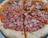 Foto langkah ke 8 dari resep Pizza teflon homemade rasa 'Hut' banget.