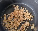 รูปขั้นตอนการทำที่ 2 ของ อกไก่ผัดขิง ทำง่าย แคลน้อย