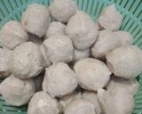Foto langkah ke 6 dari resep Bakso Sapi Homemade.