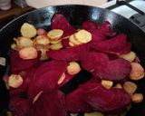 Foto del paso 2 de la receta: Remolacha a la plancha con limón
