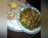 A picture of step 7 of Aalu methi ka salan with chupri roti🥔🥦🌶.