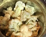 A picture of step 1 of Phulkopi Posto: Cauliflower in the Khus Khus Gravy.