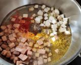 A picture of step 3 of Kuttu curry (Kerala sadhya).