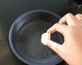 Foto langkah ke 5 dari resep Cireng sambal hijau.