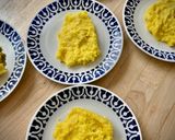Foto del paso 5 de la receta: Bacalao sobre parmentier al azafrán con crema de naranja