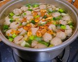 Foto langkah ke 6 dari resep Bakso Praktis anak kos dikala Hujan.