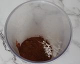 A picture of step 1 of Oreo Chocolate shake.