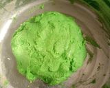 Foto langkah ke 2 dari resep Kue Semprit Pandan Keju.