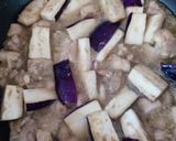 Foto langkah ke 5 dari resep Ayam Tumis Terong.