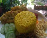 Foto langkah ke 5 dari resep Nasi kuning rice cooker.
