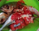 صورة لخطوة 1 من وصفة سمك 🐟 بالصلصة طماطم 🍅 في الفرن