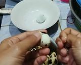 Foto langkah ke 1 dari resep Sambal goreng kentang krecek telur puyuh.