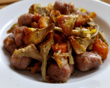 Foto del paso 11 de la receta: Fritada de butifarra y alcachofas con picatostes al ajillo y pimentón
