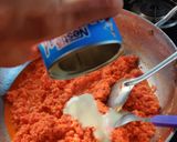 A picture of step 4 of Carrot burfi.