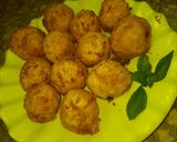 A picture of step 5 of Yam balls.
