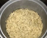 A picture of step 4 of Chinese noodles.