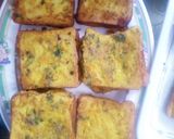 A picture of step 2 of Spicy bread omelette.