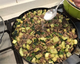 Foto del paso 6 de la receta: Guiso de zapallitos con carne molida