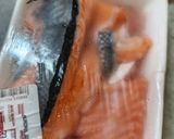Foto langkah ke 1 dari resep Sup Bening Tulangan Ikan Salmon.