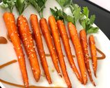 Une image de l'étape 4 de Mini carottes au miel et au sésame.