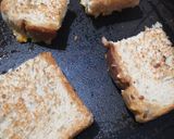 A picture of step 4 of Schezwan bread pockets.