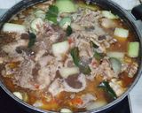 รูปขั้นตอนการทำที่ 3 ของ แกงอ่อมไก่ใส่ฟักใส่ผักชีลาว