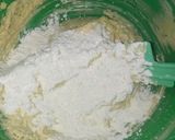 Foto langkah ke 4 dari resep Garlic Cheesy Butter Cookies.