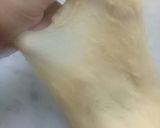 Foto langkah ke 7 dari resep Roti boy garing diluar lembut di dalam.