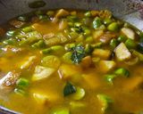 A picture of step 3 of Raw bannana and ivy gourd dry gravy.