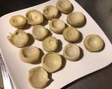 Une image de l'étape 7 de Fonds d'artichauts farcis maquereaux, tomates, moutarde et persil.