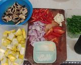 Foto langkah ke 1 dari resep Tumis Jamur Kancing Tahu.