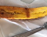 Foto del paso 2 de la receta: Tajadas fritas de plátano amarillo