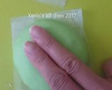 Foto langkah ke 8 dari resep Donat Pandan Menul 🍩🌿.