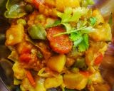 A picture of step 17 of Mix veggies gravy.
