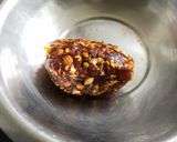 A picture of step 4 of Date and nut roll (No Sugar).