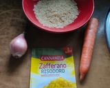 Foto del passaggio 1 della ricetta Il Risotto Felice ✨🙏✨😃✨💖✨😇✨🙏✨