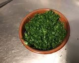 Une image de l'étape 2 de Sauce verte au persil et moutarde douce.