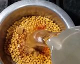 A picture of step 3 of Kathiya Wari Choley.