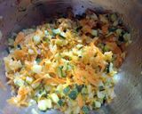 Foto del paso 3 de la receta: Tortilla de zapallo italiano 🥒y verduras 🥕😃