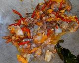 Foto langkah ke 2 dari resep Tumis pare udang.