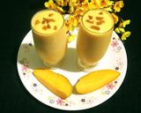 A picture of step 2 of Creamy Mango Shake.