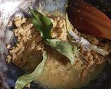 Foto langkah ke 4 dari resep Ayam goreng lengkuas.