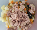 Foto del paso 5 de la receta: Ensaladilla de salmón ahumado, gambones y piquillo a la plancha y mayonesa de yakiniku