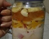 Foto langkah ke 6 dari resep Angel's 1st Overnight Oats mix Apple, Pisang, Sunkist, Nata de coco.