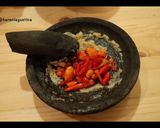 Foto langkah ke 4 dari resep Eps.8 Sambel Bawang Terasi.