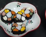 Hình bước làm 6 của món Sushi hoa